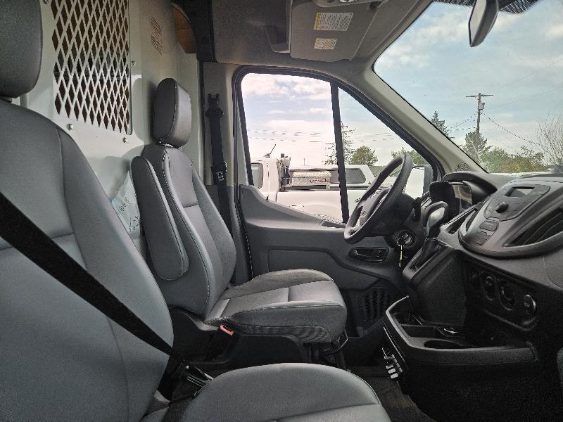 Ford Transit 350 Van Med. Roof w/Sliding Pass. 148-in. WB 2015