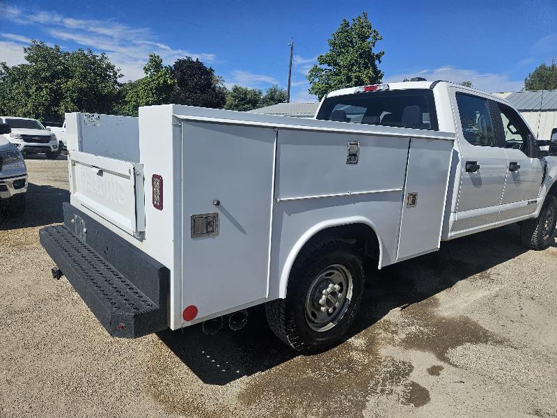 Ford F-250 SD XL Crew Cab Long Bed 4WD 2022
