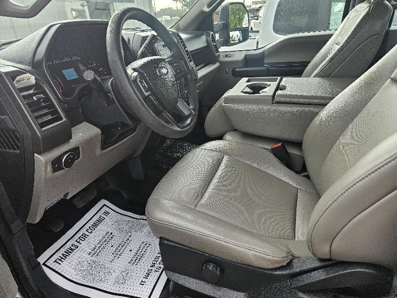 Ford F-250 SD XL Crew Cab Long Bed 4WD 2022