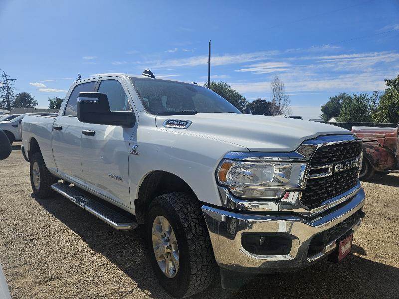 RAM 2500 Big Horn 4x4 Crew Cab 6'4" Box 2024