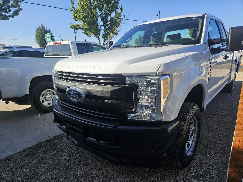 Ford F-350 SD XL SuperCab Long Bed 4WD 2018