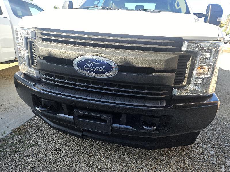 Ford F-350 SD XL SuperCab Long Bed 4WD 2018