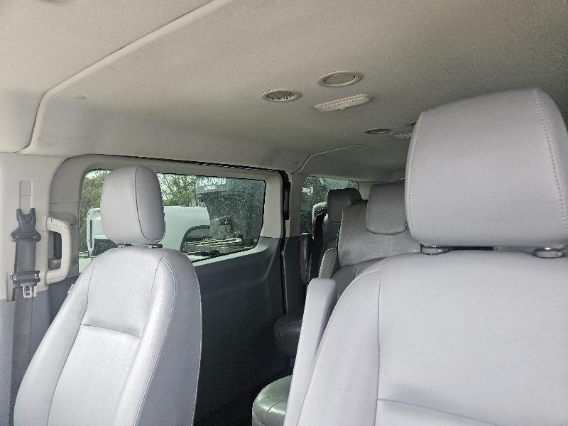 Ford Transit 150 Wagon Low Roof XL w/Sliding Pass. 130-in. WB 2018