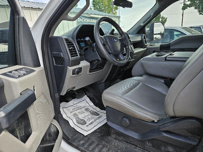 Ford F-350 SD XL Crew Cab Long Bed 4WD 2022