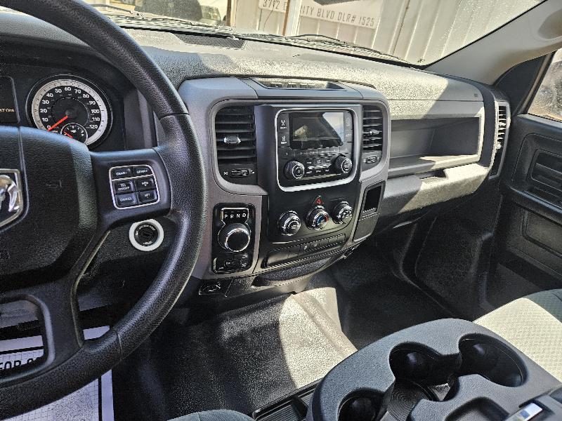 RAM 1500 Tradesman Crew Cab SWB 4WD 2014