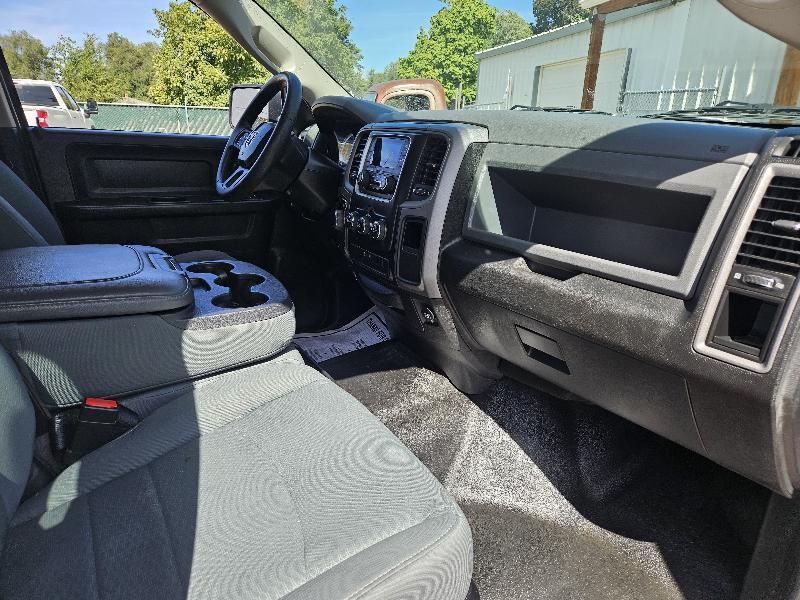 RAM 1500 Tradesman Crew Cab SWB 4WD 2014