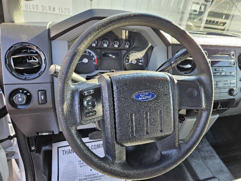 Ford F-250 SD XL SuperCab Long Bed 4WD 2015