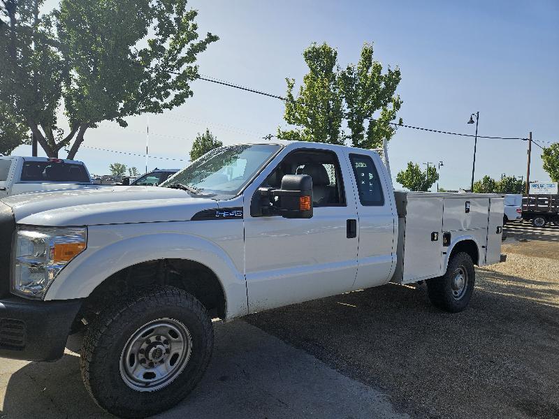 Ford F-350 SD XL SuperCab Long Bed 4WD 2016