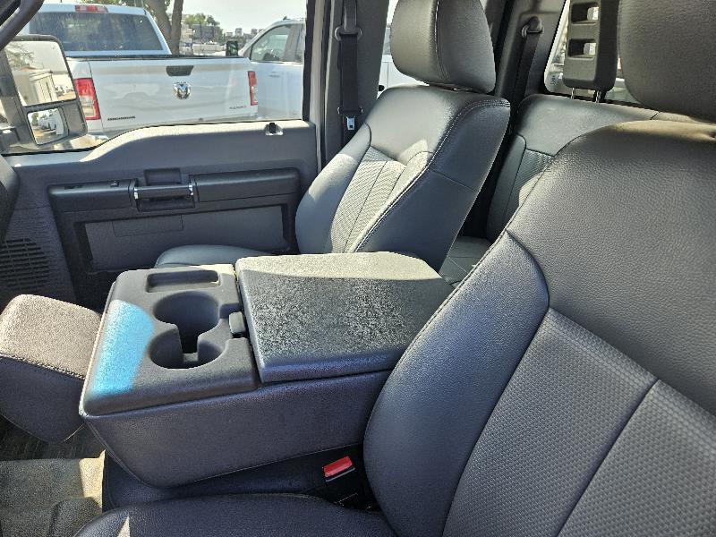 Ford F-350 SD XL SuperCab Long Bed 4WD 2016