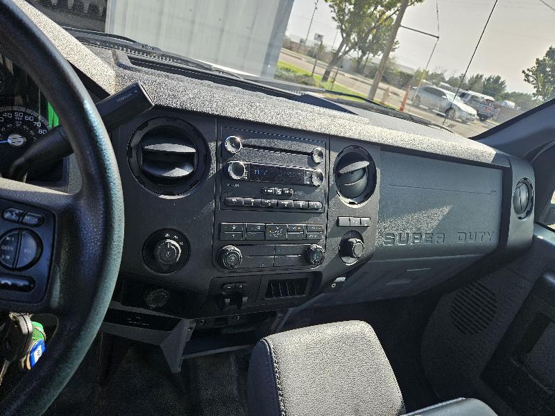 Ford F-350 SD XL SuperCab Long Bed 4WD 2016