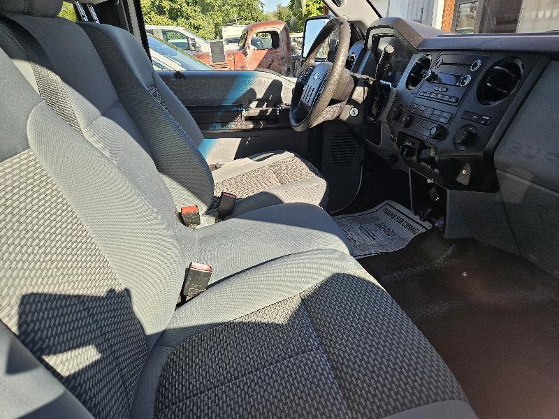 Ford F-350 SD XL SuperCab Short Bed 4WD 2015