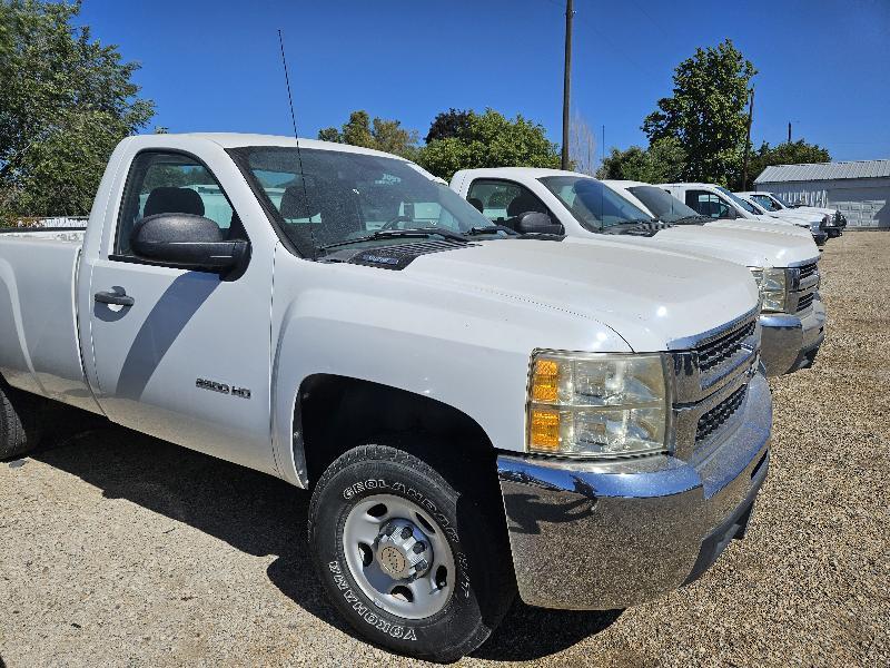 Chevrolet Silverado 2500HD Work Truck Long Box 4WD 2011