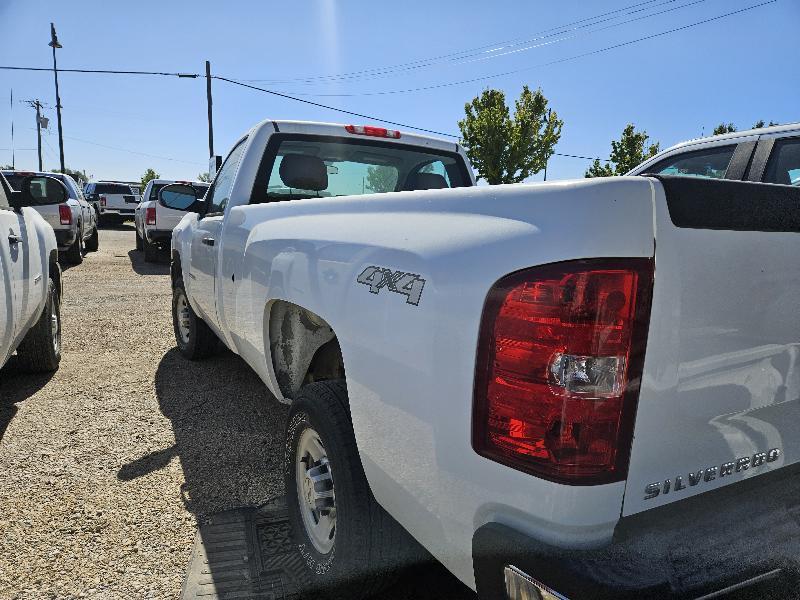 Chevrolet Silverado 2500HD Work Truck Long Box 4WD 2011