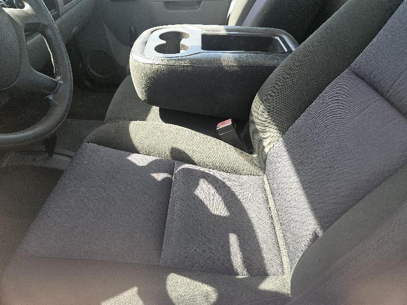 Chevrolet Silverado 2500HD Work Truck Long Box 4WD 2011