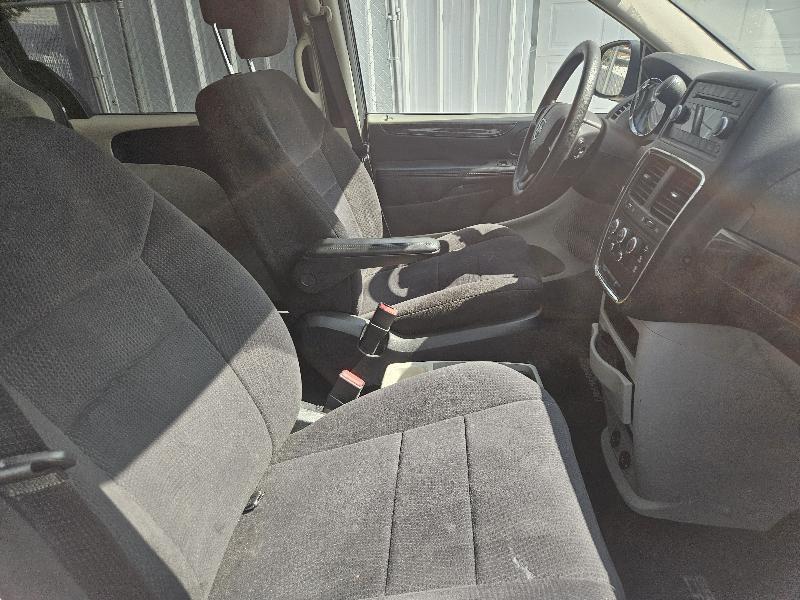 Dodge Grand Caravan Express 2011