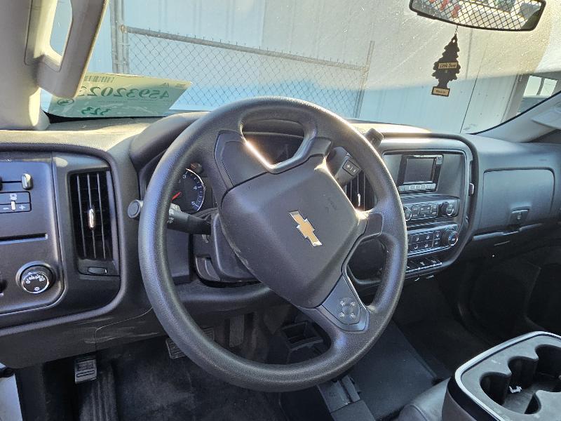 Chevrolet Silverado 3500HD Work Truck Crew Cab 4WD 2015