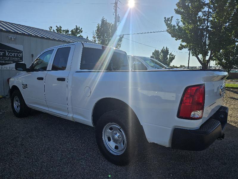 RAM 1500 Classic Tradesman Quad Cab 4WD 2019