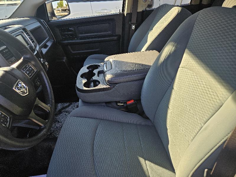 RAM 1500 Classic Tradesman Quad Cab 4WD 2019