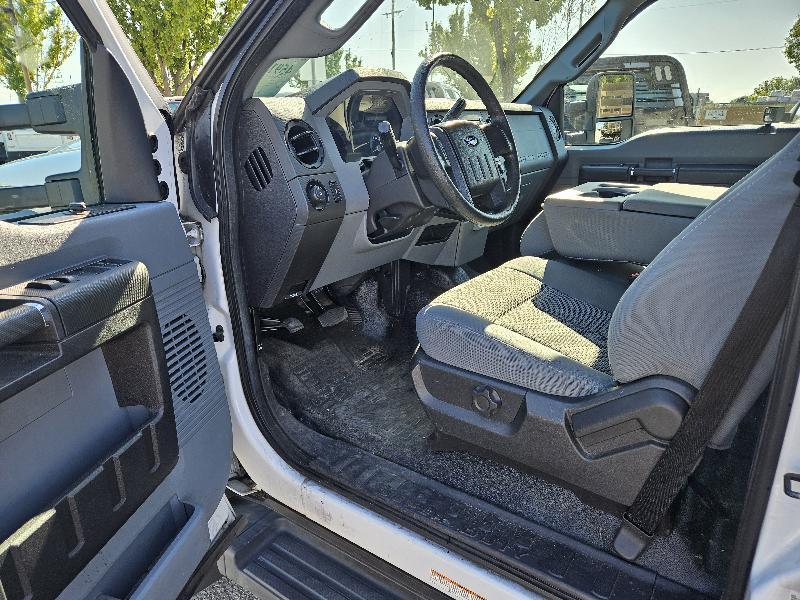 Ford F-450 SD XL Crew Cab DRW 4WD 2016