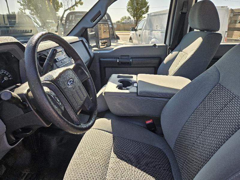 Ford F-450 SD XL Crew Cab DRW 4WD 2016