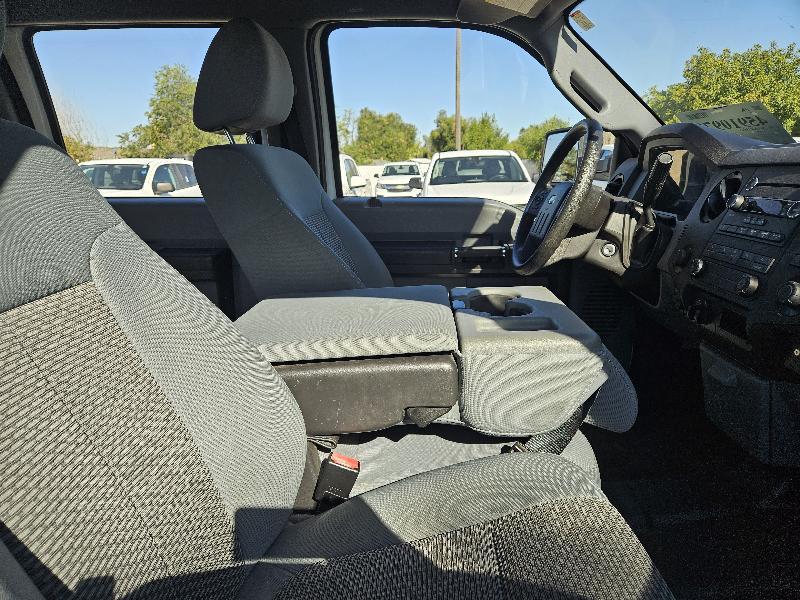 Ford F-450 SD XL Crew Cab DRW 4WD 2016