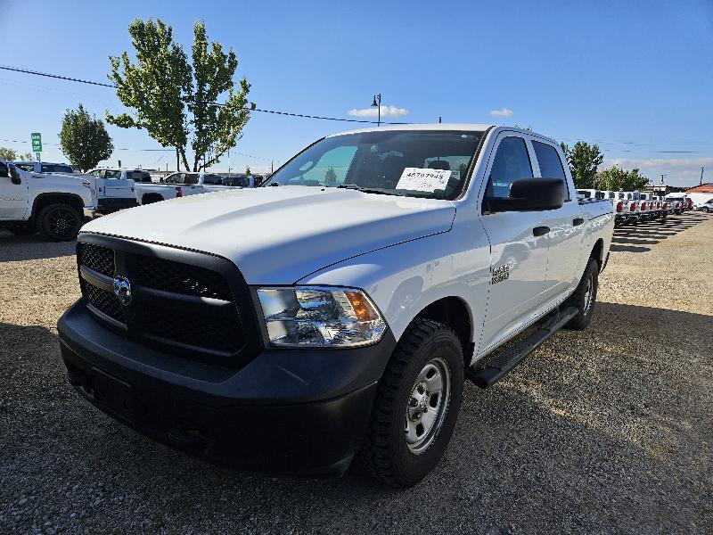 RAM 1500 Tradesman Crew Cab SWB 4WD 2018