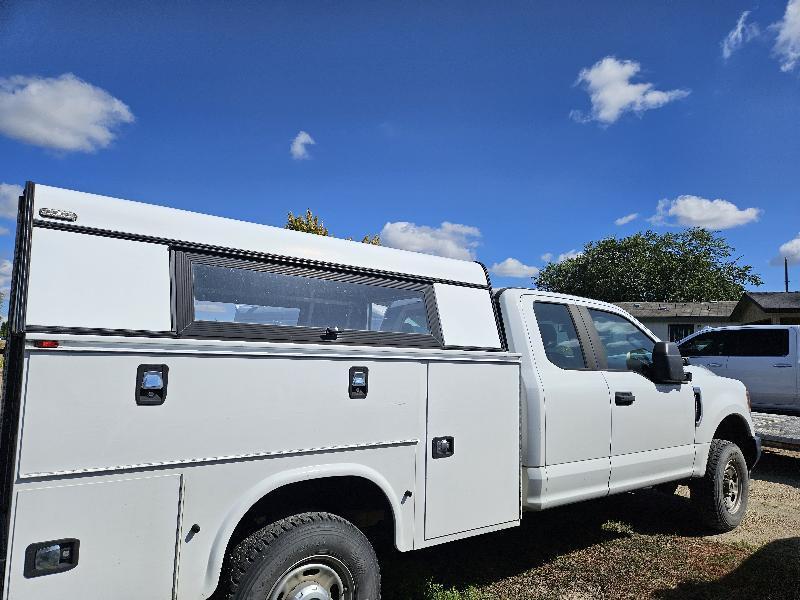 Ford F-250 SD XL SuperCab Long Bed 4WD 2017