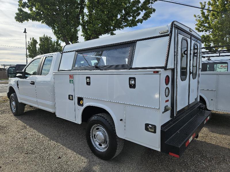 Ford F-250 SD XL SuperCab Long Bed 4WD 2017