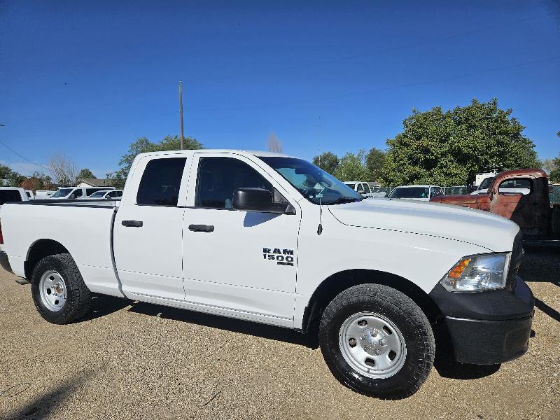 RAM 1500 Classic Tradesman Quad Cab 4WD 2019