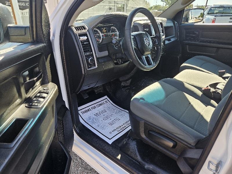 RAM 1500 Classic Tradesman Quad Cab 4WD 2019