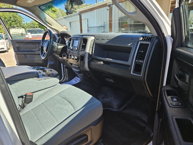RAM 1500 Classic Tradesman Quad Cab 4WD 2019