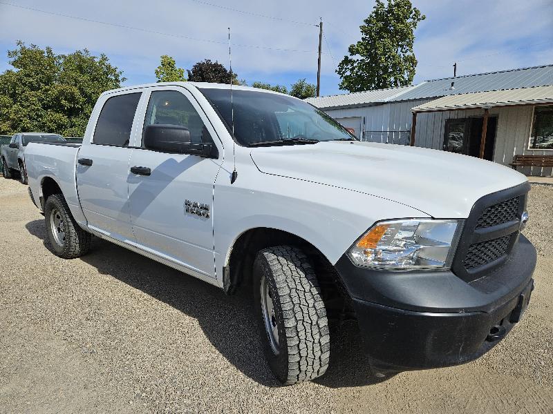 RAM 1500 Tradesman Crew Cab SWB 4WD 2018