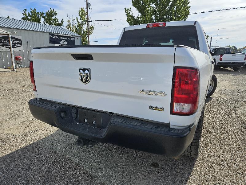 RAM 1500 Tradesman Crew Cab SWB 4WD 2018