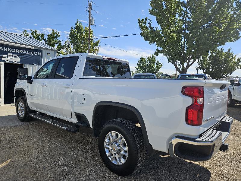 Chevrolet Silverado 2500HD LT Crew Cab Short Box 4WD 2024