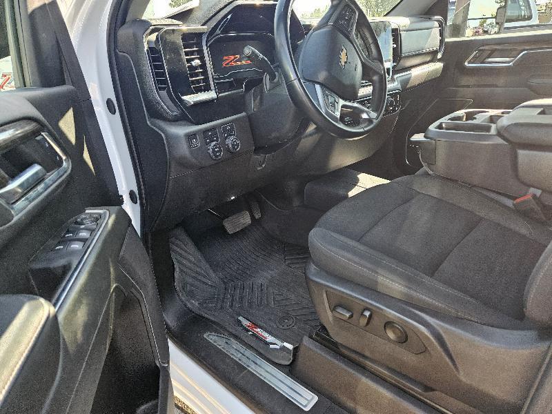 Chevrolet Silverado 2500HD LT Crew Cab Short Box 4WD 2024