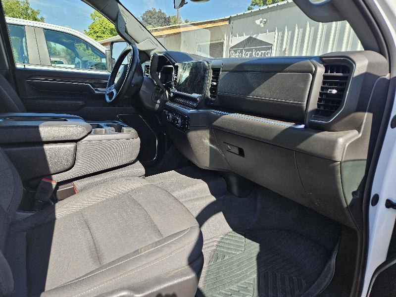 Chevrolet Silverado 2500HD LT Crew Cab Short Box 4WD 2024