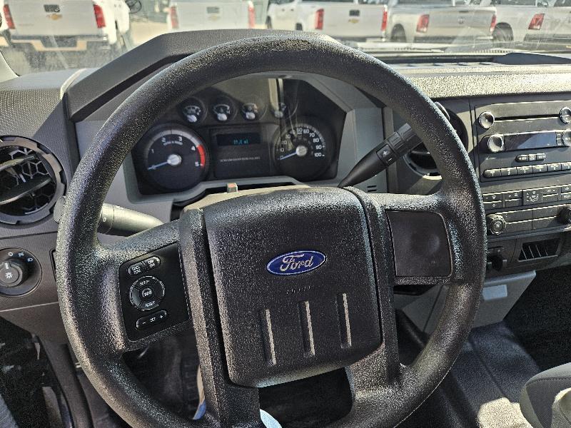 Ford F-450 SD XL Crew Cab DRW 4WD 2014