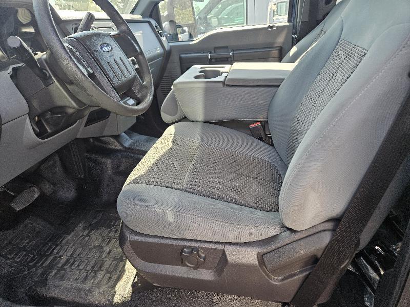 Ford F-450 SD XL Crew Cab DRW 4WD 2014