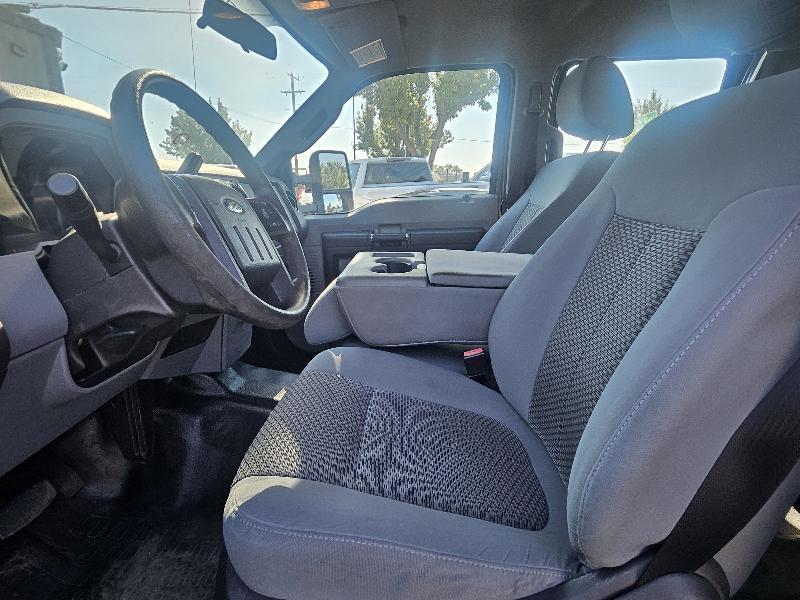 Ford F-450 SD XL Crew Cab DRW 4WD 2016