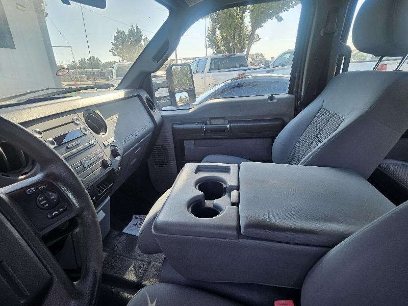 Ford F-450 SD XL Crew Cab DRW 4WD 2016