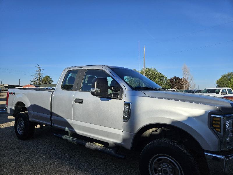 Ford F-250 SD XL SuperCab Long Bed 4WD 2018