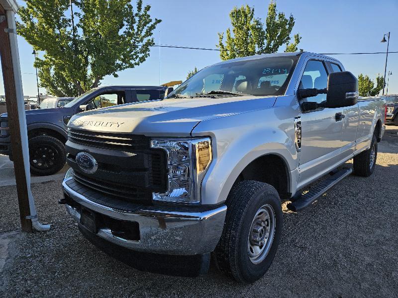 Ford F-250 SD XL SuperCab Long Bed 4WD 2018