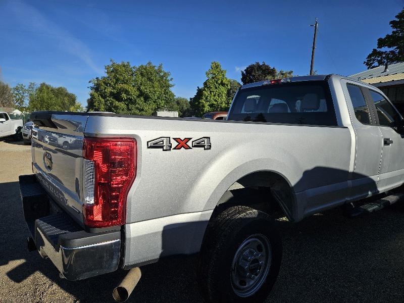 Ford F-250 SD XL SuperCab Long Bed 4WD 2018