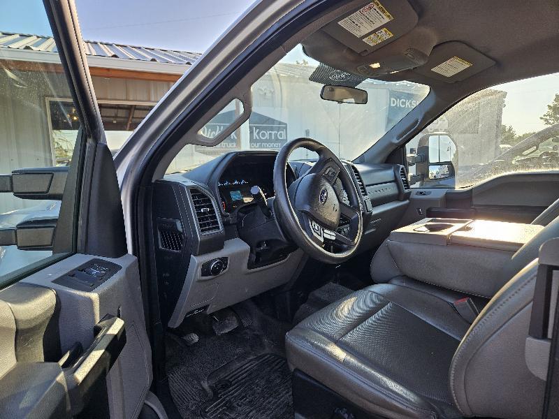 Ford F-250 SD XL SuperCab Long Bed 4WD 2018