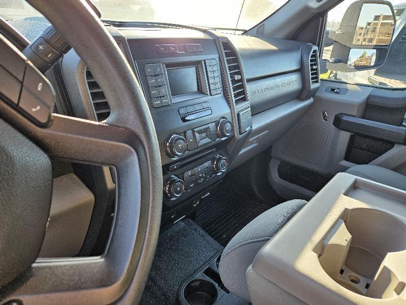 Ford F-450 SD XL Crew Cab DRW 4WD 2017