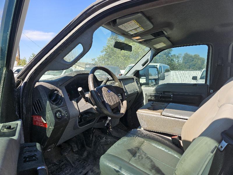 Ford F-350 SD XL Crew Cab Long Bed DRW 4WD 2015