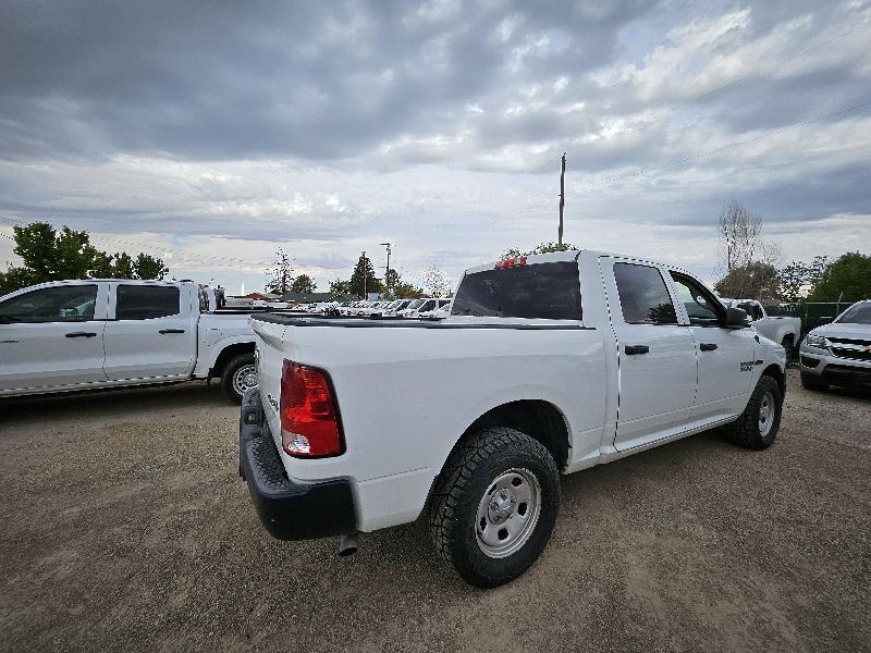 RAM 1500 Tradesman Crew Cab SWB 4WD 2016
