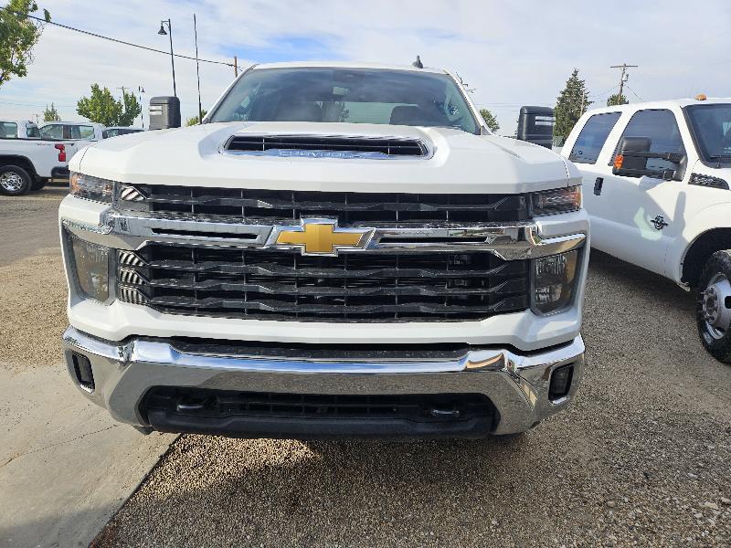 Chevrolet Silverado 2500HD LT Crew Cab Short Box 4WD 2025