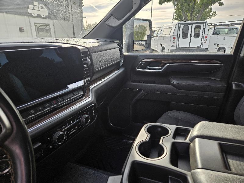 Chevrolet Silverado 2500HD LT Crew Cab Short Box 4WD 2025
