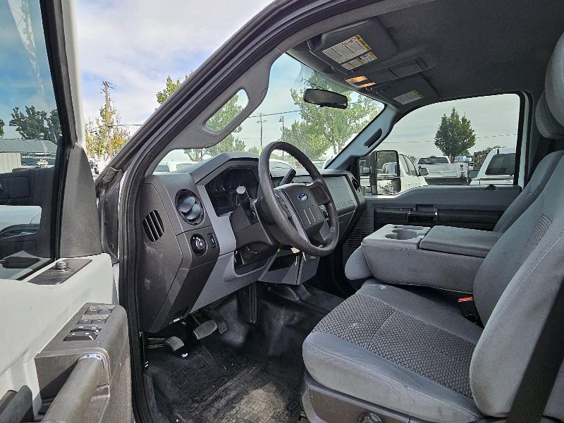 Ford F-450 SD XL Crew Cab DRW 4WD 2016